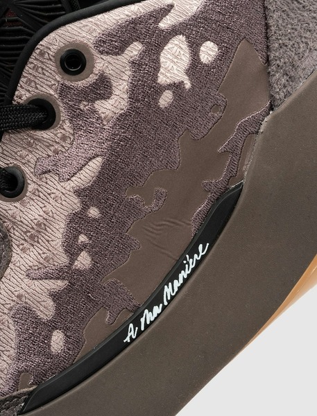 Reveals Jordan Air Cadence Collaboration